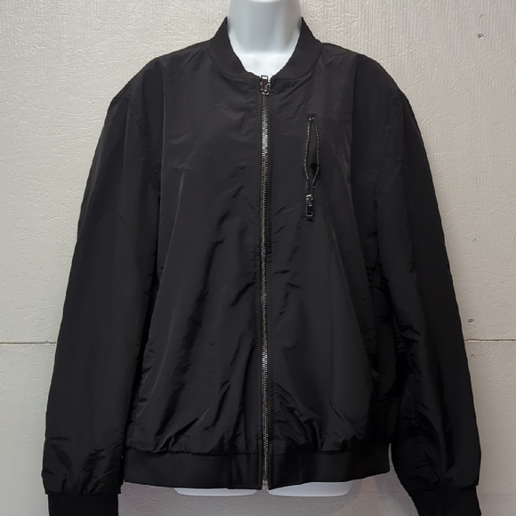 H&M Other - H&M Black Bomber Jacket with Ribbed Trim